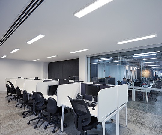 2350 LED Anbauleuchte - Büro