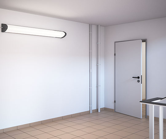 Rohrinstallation im Treppenhaus